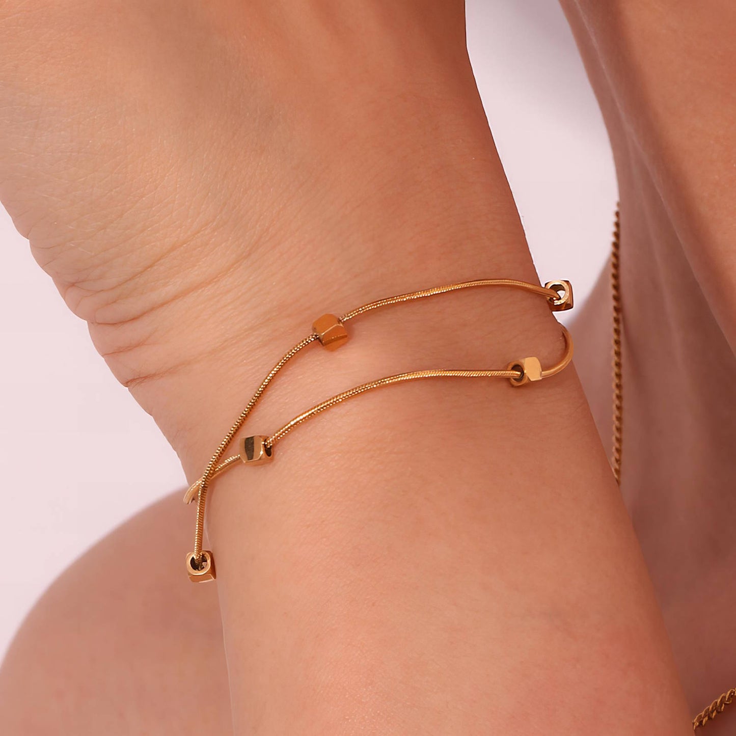 Ann-Viraa Cube Beaded Bracelet