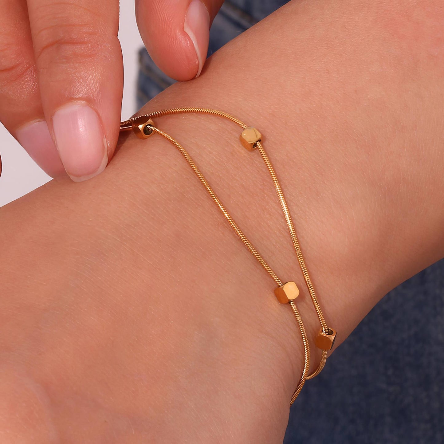 Ann-Viraa Cube Beaded Bracelet