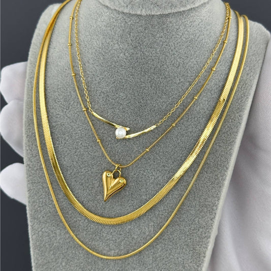 Ann-Viraa Pearl Necklace