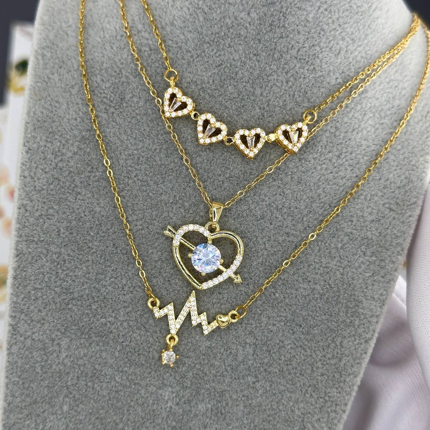 Ann-Viraa Heartfelt Harmony Necklace