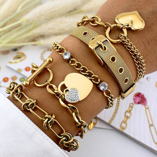 Ann-Viraa Affectionate Charm Bracelet