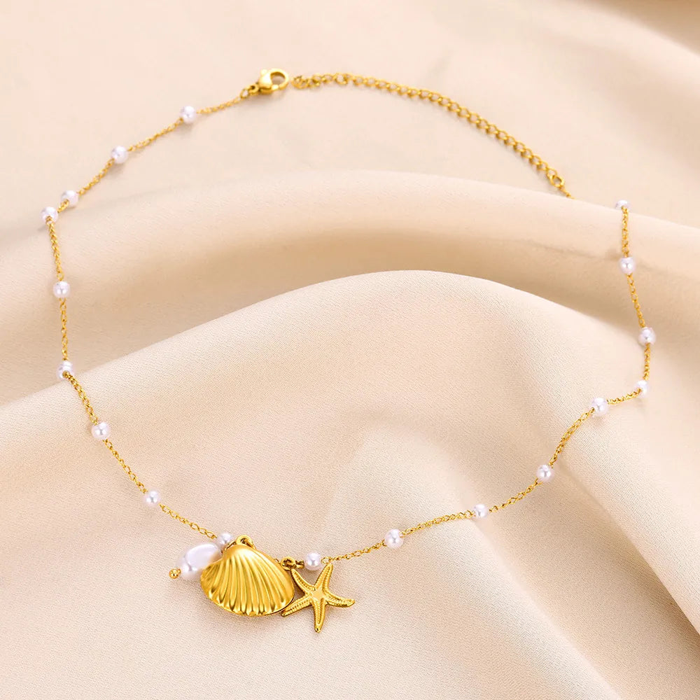 Coastal Charm Pearl Necklace
