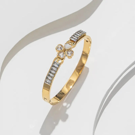 Clover Grace Bangle Bracelet