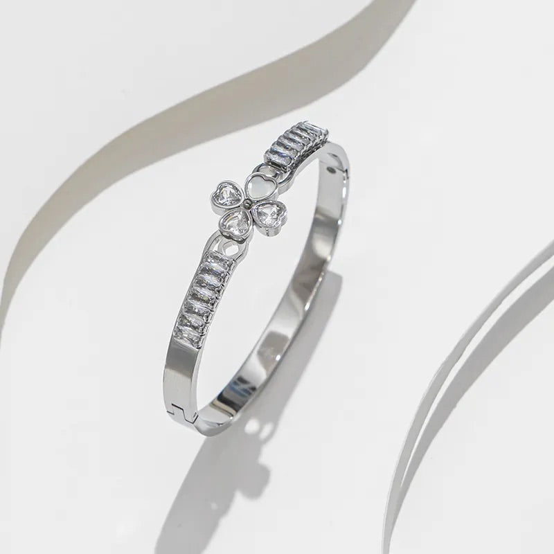 Clover Grace Bangle Bracelet