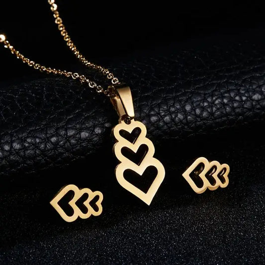 Ann-Viraa Multiple Hearts Pendant Necklace Earrings Set