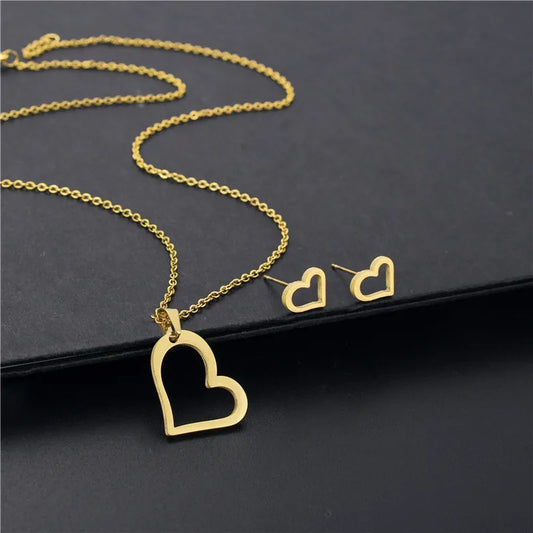 Ann-Viraa Heart Pendant Necklace Earrings Set