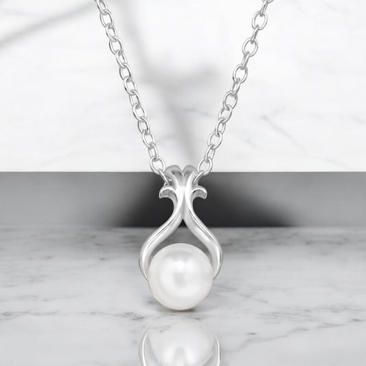 Sterling Silver Necklace Pear with Imitation Pearl
